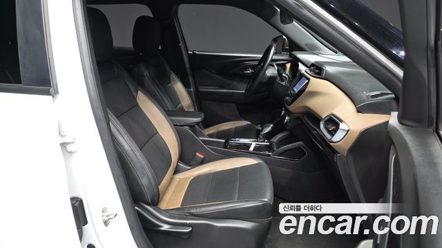 Chevrolet Korea Trailblazer 2022 — photo 17