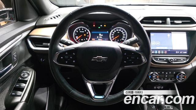 Chevrolet Korea Trailblazer 2022 — photo 19