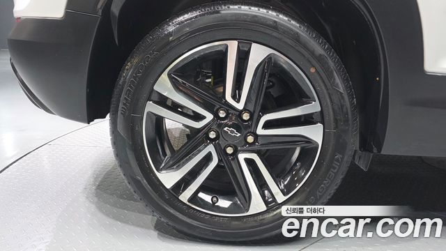 Chevrolet Korea Trailblazer 2022 — photo 7