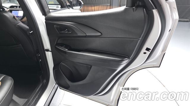 Chevrolet Korea Trailblazer 2022 — photo 15