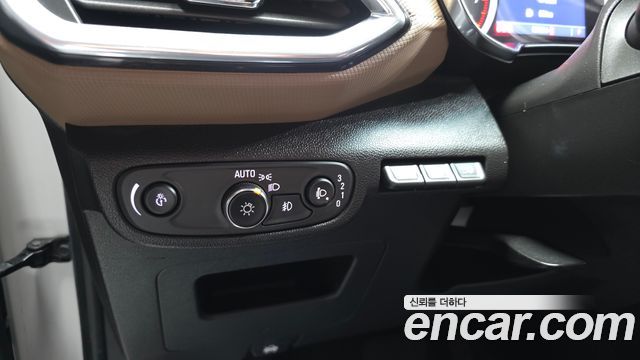 Chevrolet Korea Trailblazer 2022 — photo 30