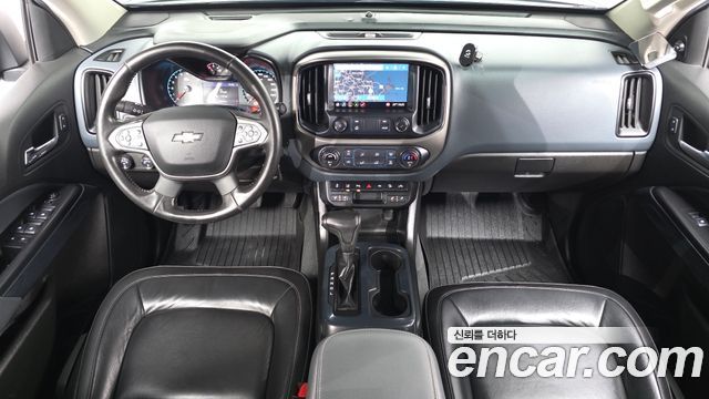 Chevrolet Korea Colorado 2021 — photo 10