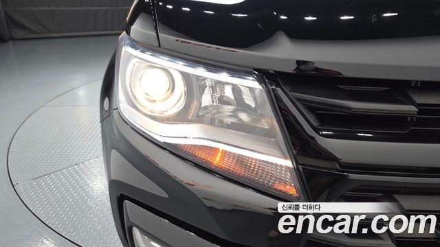 Chevrolet Korea Colorado 2021 — photo 8