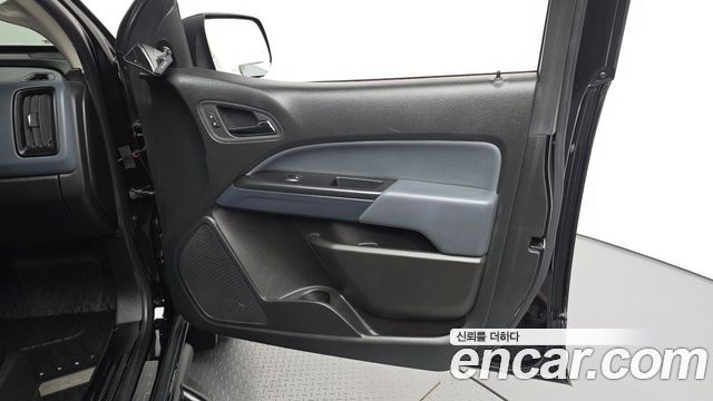 Chevrolet Korea Colorado 2021 — photo 14