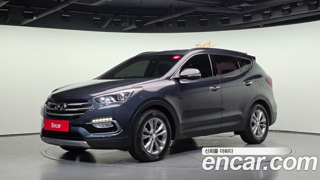 Hyundai Santafe 2016 — photo 1