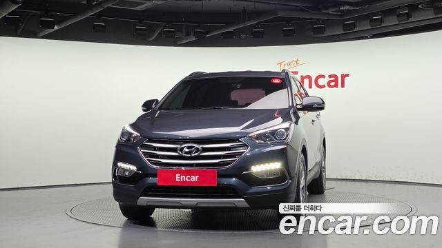 Hyundai Santafe 2016 — photo 3