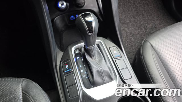 Hyundai Santafe 2016 — photo 9