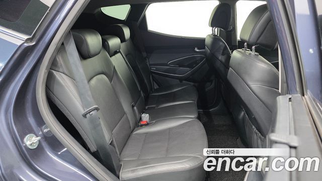 Hyundai Santafe 2016 — photo 12