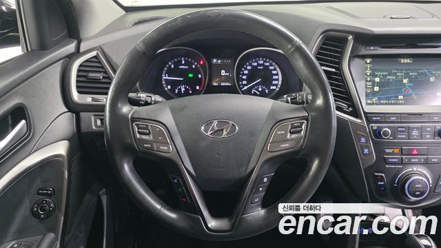 Hyundai Santafe 2016 — photo 13