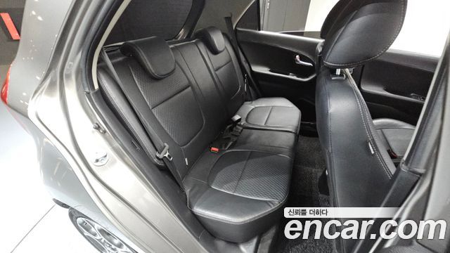 Kia morning 2012 — photo 11
