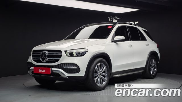 Mercedes-Benz GLE-Class 2022 — photo 1