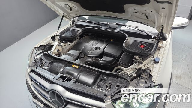Mercedes-Benz GLE-Class 2022 — photo 6