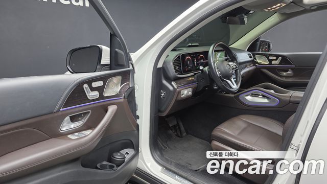 Mercedes-Benz GLE-Class 2022 — photo 10