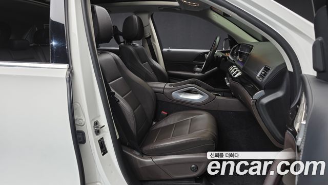 Mercedes-Benz GLE-Class 2022 — photo 11