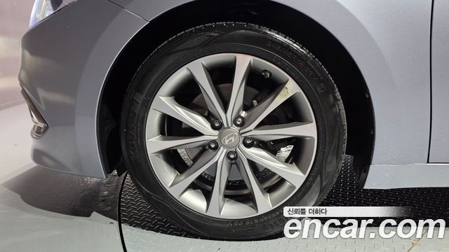Hyundai Grandeur 2015 — photo 5