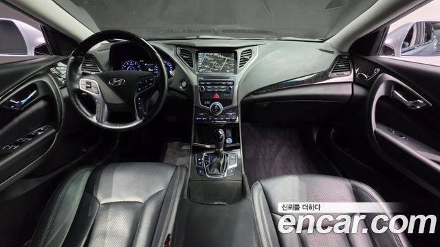 Hyundai Grandeur 2015 — photo 10