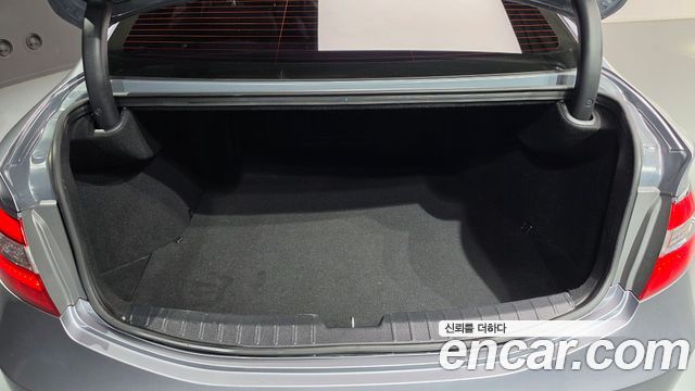 Hyundai Grandeur 2015 — photo 21