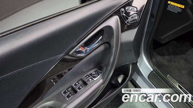 Hyundai Grandeur 2015 — photo 22