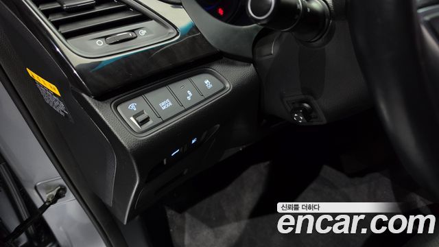 Hyundai Grandeur 2015 — photo 24