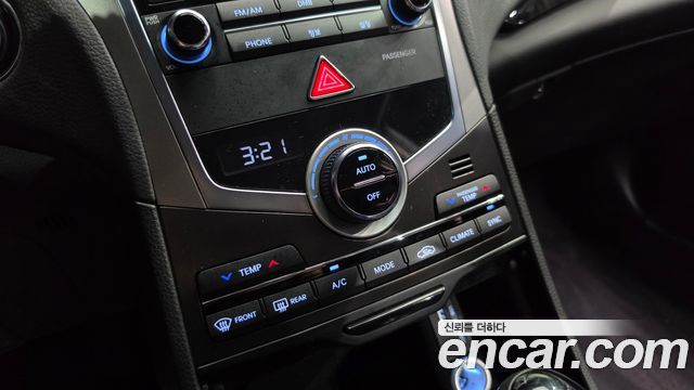 Hyundai Grandeur 2015 — photo 28