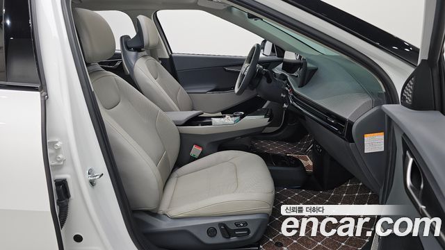 Kia EV6 2025 — photo 17