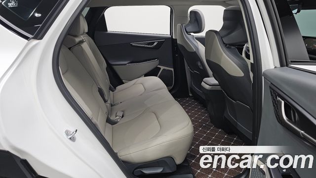 Kia EV6 2025 — photo 18