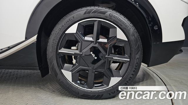 Kia EV6 2025 — photo 7