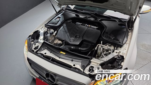 Mercedes-Benz E-Class 2018 — photo 6