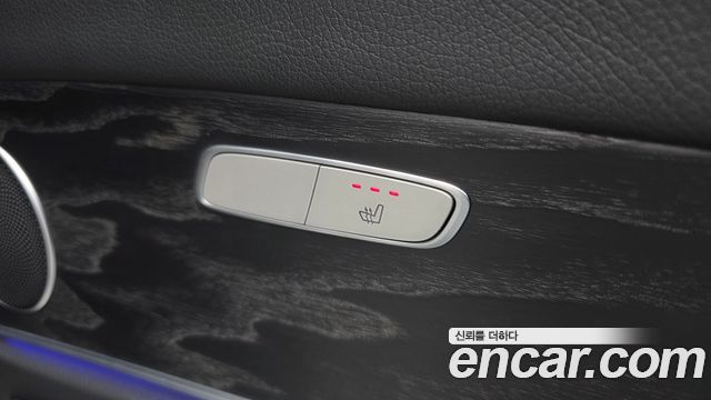 Mercedes-Benz E-Class 2018 — photo 29