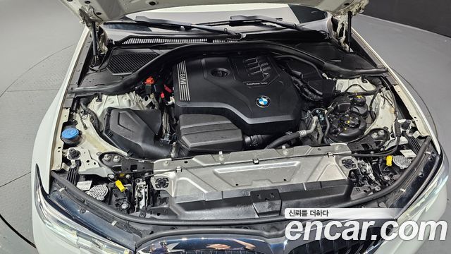 BMW 3-Series 2021 — photo 6