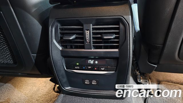 BMW 3-Series 2021 — photo 24
