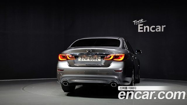 Infiniti Q70 2015 — photo 4