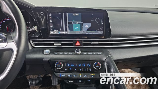 Hyundai AVANTE 2021 — photo 19