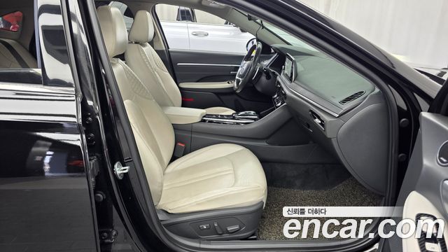 Hyundai Sonata 2020 — photo 11