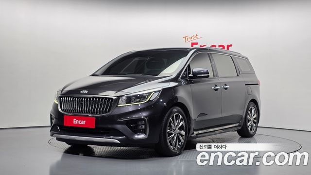 Kia Canival 2019 — photo 1