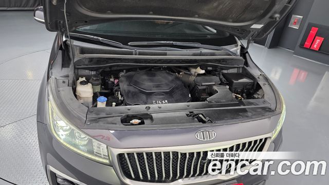 Kia Canival 2019 — photo 6