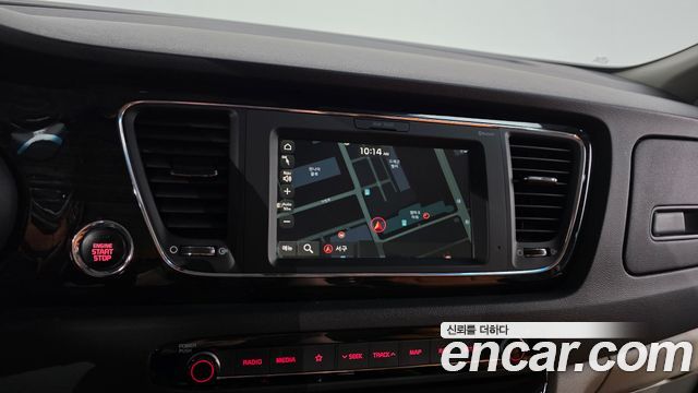 Kia Canival 2019 — photo 14