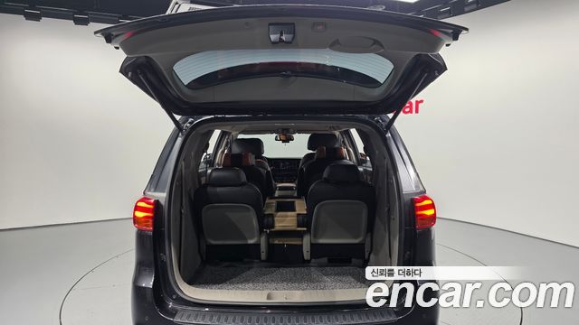 Kia Canival 2019 — photo 20
