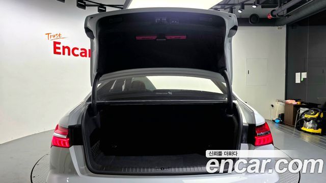 Audi A6 2023 — photo 25