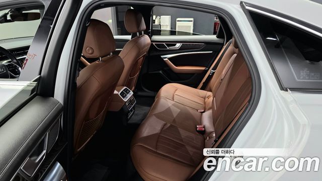 Audi A6 2023 — photo 16