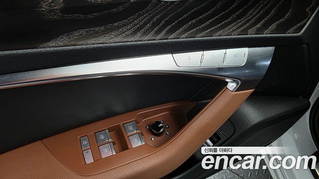 Audi A6 2023 — photo 37
