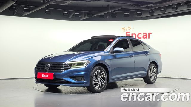 Volkswagen Jetta 2021 — photo 1