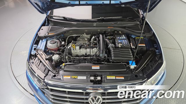 Volkswagen Jetta 2021 — photo 6