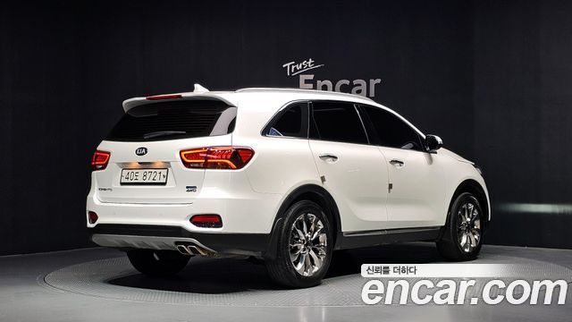 Kia Sorento 2018 — photo 2