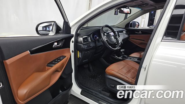 Kia Sorento 2018 — photo 13