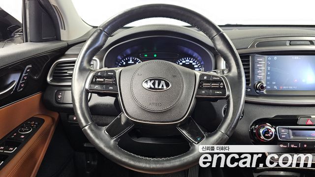 Kia Sorento 2018 — photo 19