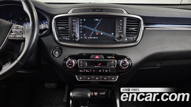 Kia Sorento 2018 — photo 21