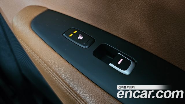 Kia Sorento 2018 — photo 24