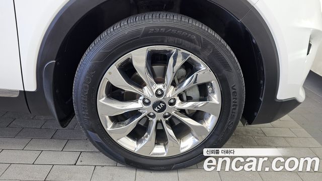 Kia Sorento 2018 — photo 7
