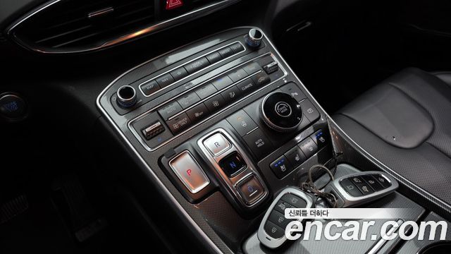 Hyundai Santafe 2022 — photo 12